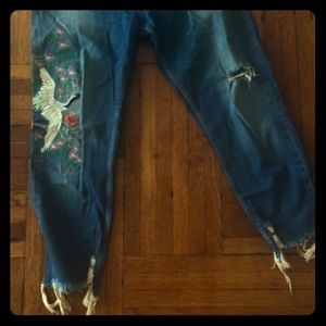 Zara size 10 embroidered ankle jeans